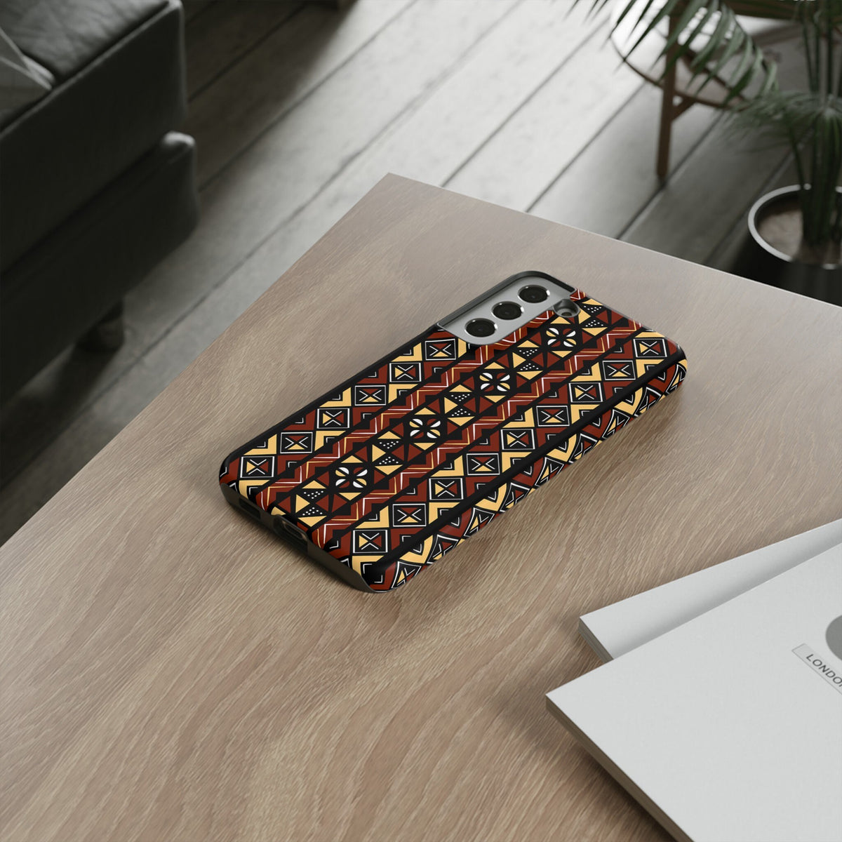 Samsung Galaxy S22 Samsung Galaxy S22 Plus Samsung Galaxy S22 Ultra Tough Cases Brown Black Yellow African Design Pattern